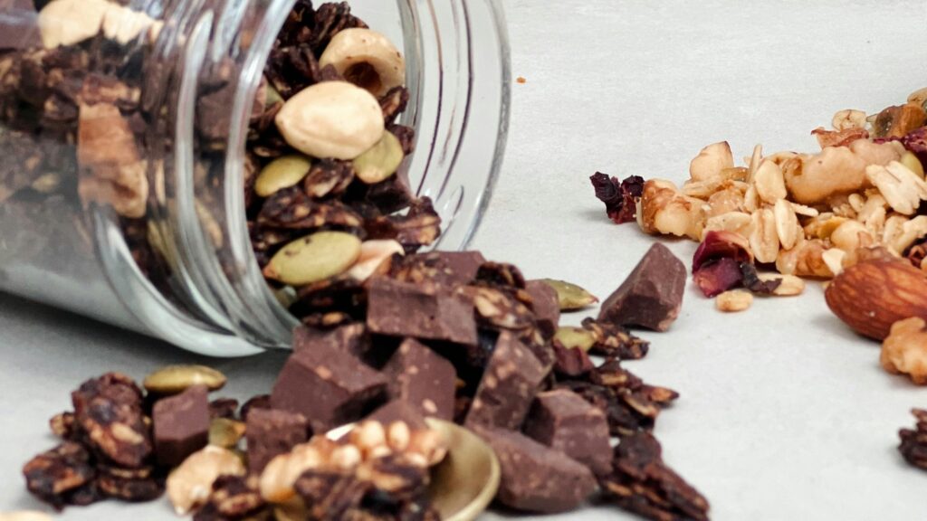 eat absorbable magnesium with foods like dark chocolate and pumpkin seeds